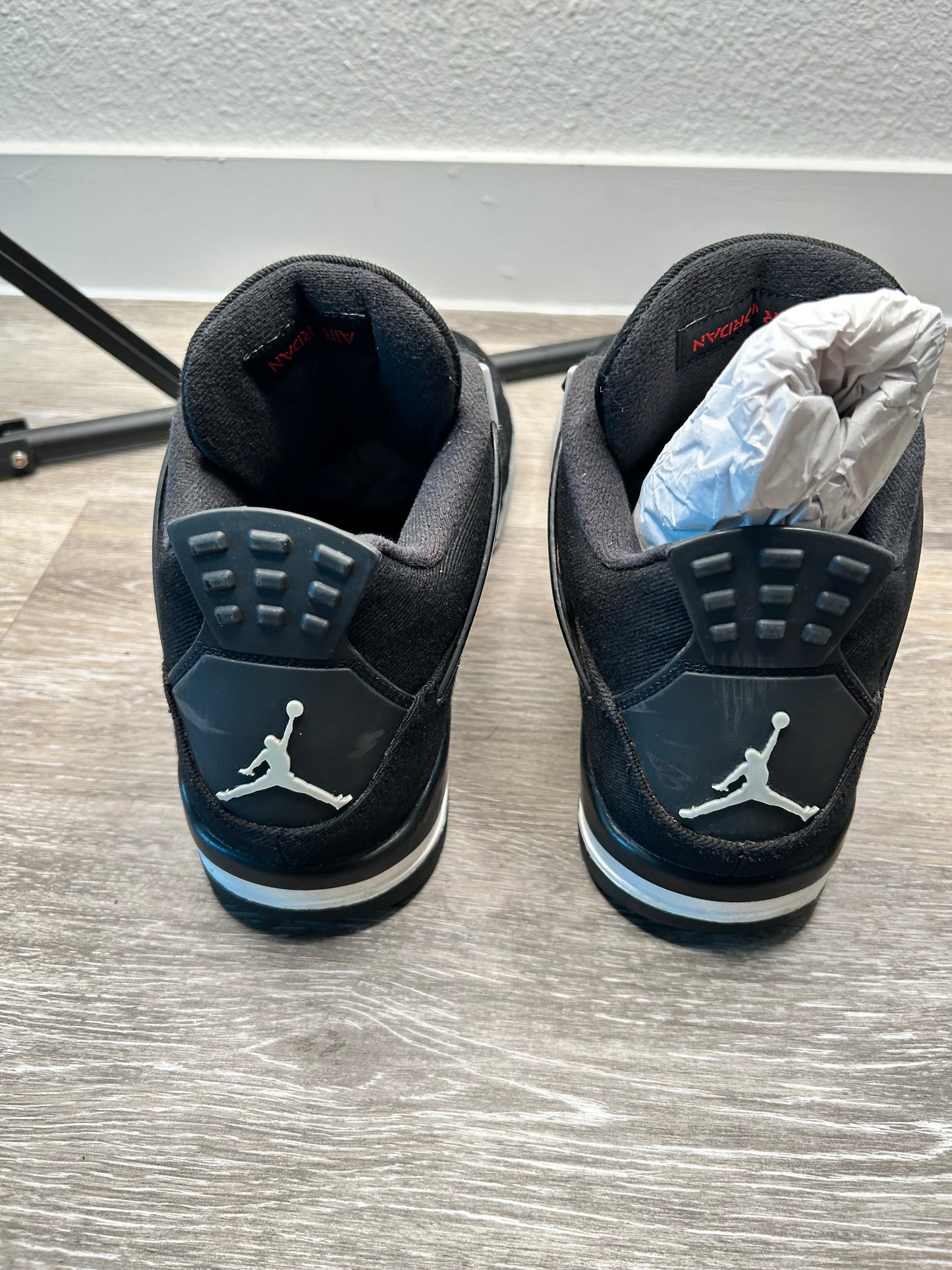 Jordan 4 (2023)